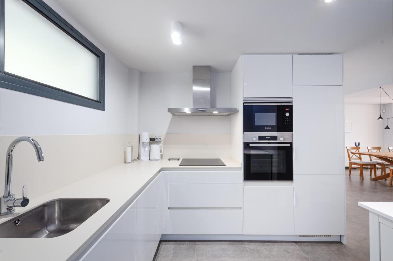 Luxurious Apartment With Sea Views Blue Suites B2-103 Манільва Екстер'єр фото