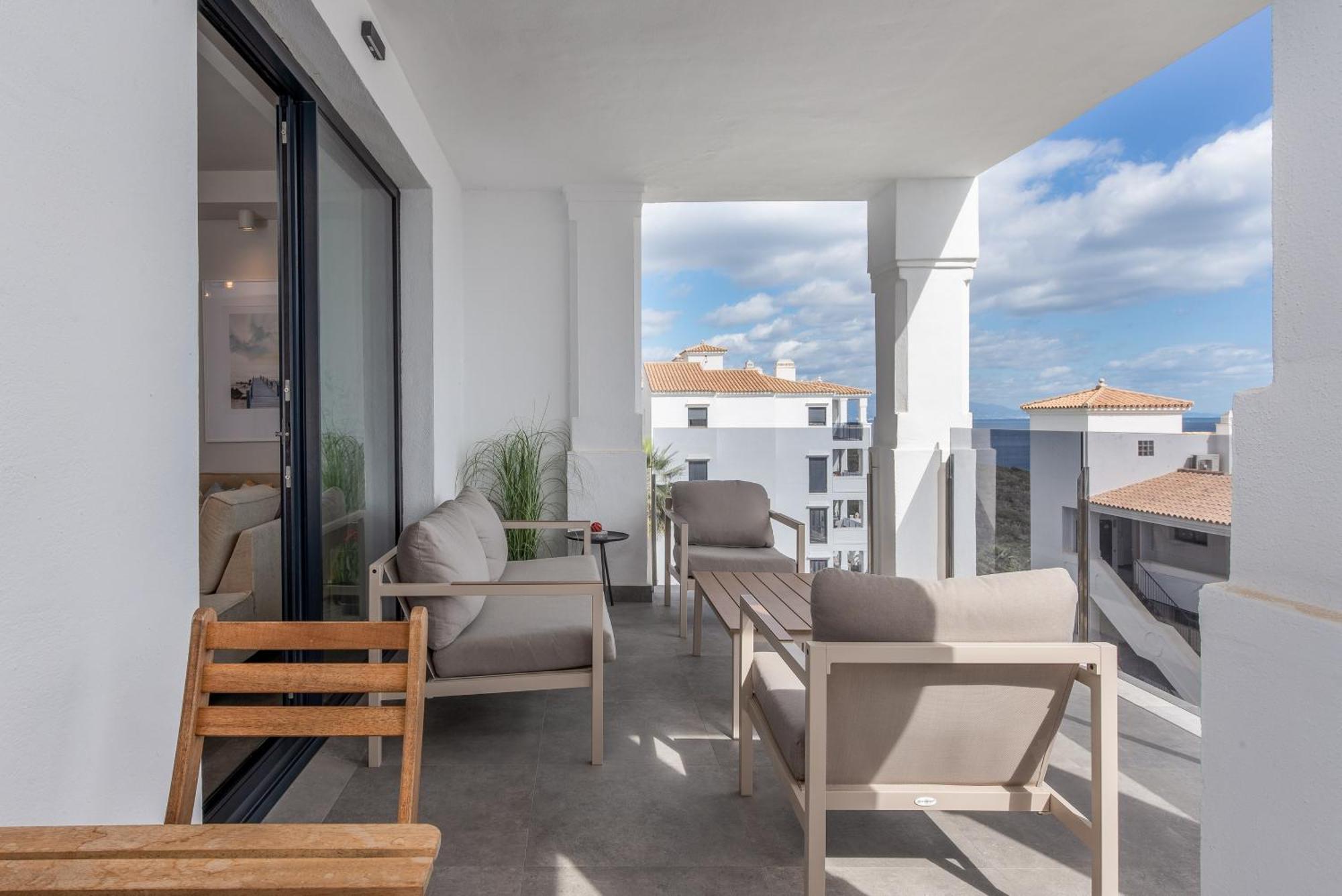 Luxurious Apartment With Sea Views Blue Suites B2-103 Манільва Екстер'єр фото