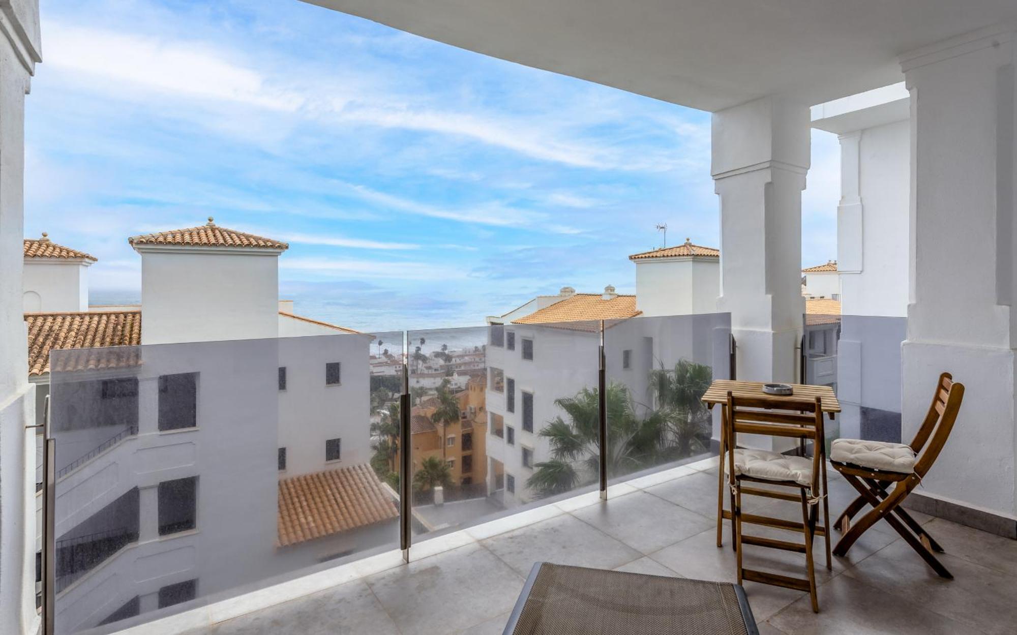 Luxurious Apartment With Sea Views Blue Suites B2-103 Манільва Номер фото